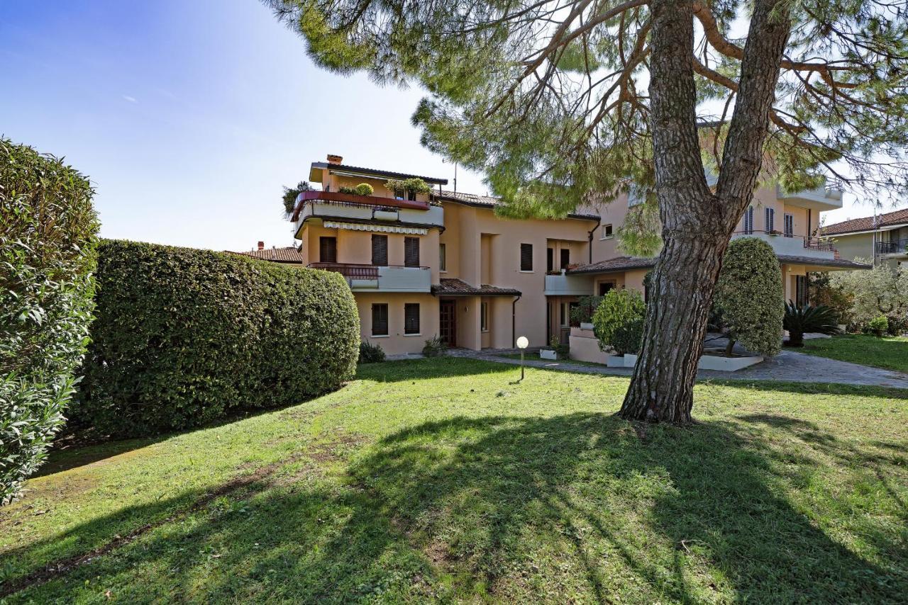 Апартаменты Borgo Del Grillo P2-9 By Wonderful Italy Сирмионе Экстерьер фото